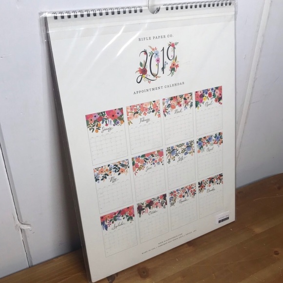 Rifle Paper Co 2019 Appointment Calendar - Picture 2 of 4
